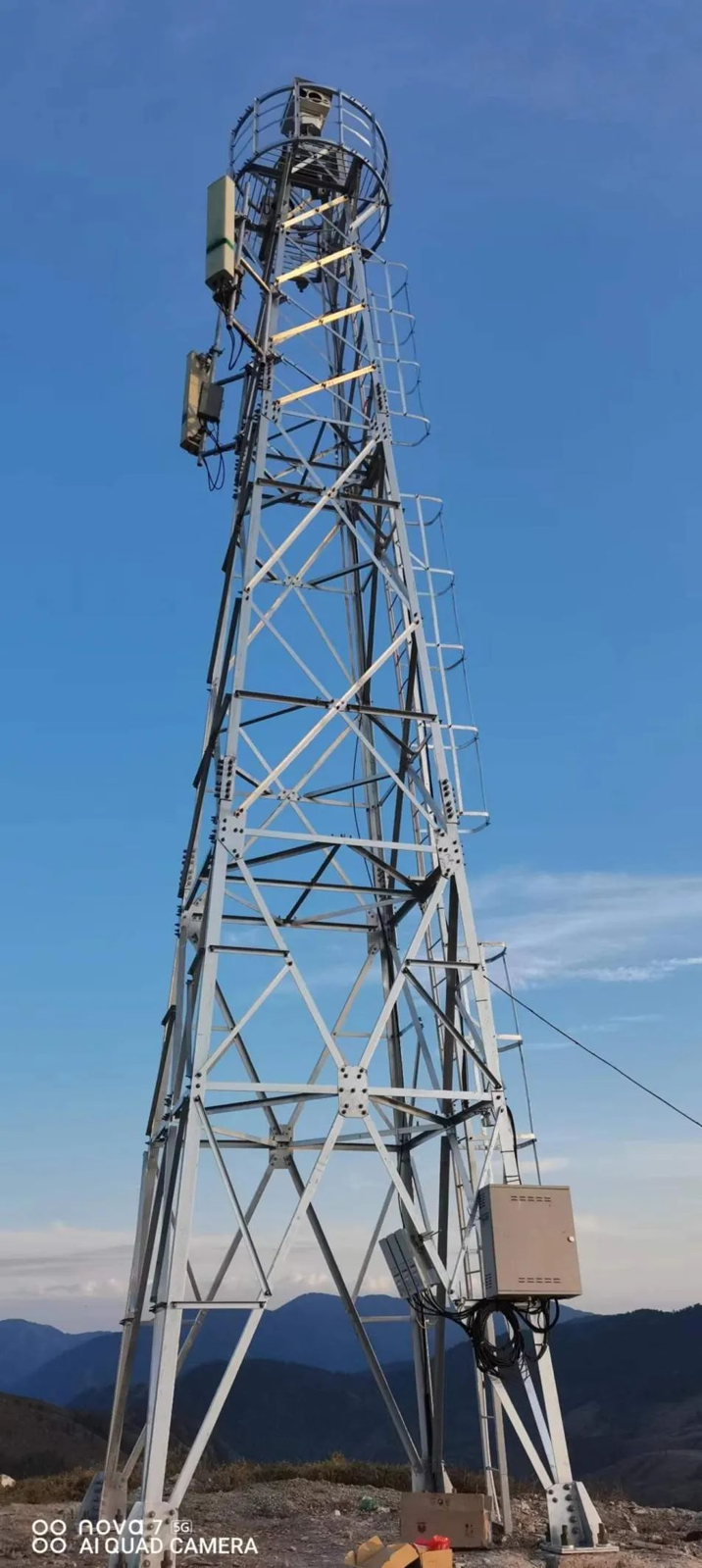 游牧民定居点安装了ETS-450D电话，打通了深山禾木乡的第一条“通信桥”